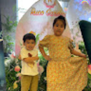 Meet your Posher, Cuộc sống ở mỹ mya & martin